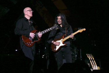 کنسرت کاوه یغمایی در سالن میلاد نمایشگاه بین المللی