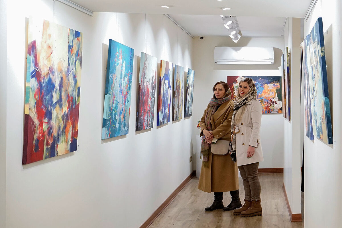 نمایشگاه نقاشی عاطفه بخشایش در گالری بهارک
