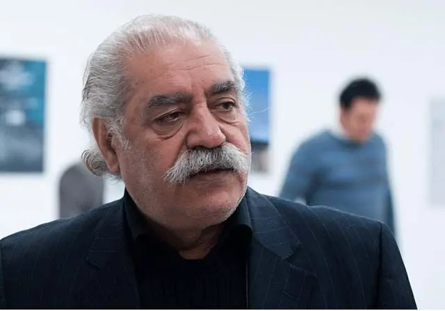 بهزاد فراهانی: سه هزار هنرمند تئاتر بیکار شده‌اند/ تجمعات را ادامه می‌دهیم