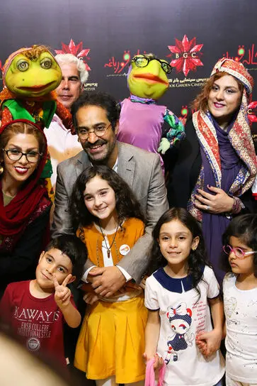اکران خصوصی خاله قورباغه در باغ کتاب
