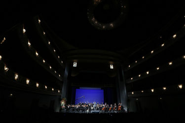 چهارمین روز  جشنواره موسیقی فجر با اجرای ارکستر ملی به رهبری فریدون شهبازیان و خوانندگی علیرضا افتخاری