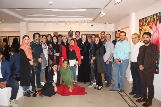نمایشگاه سگ در گالری شکوه
