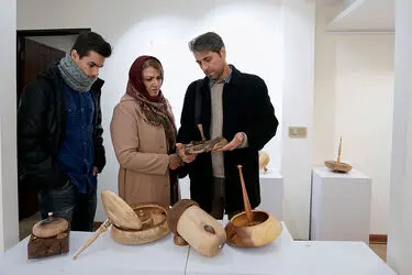 نمایشگاه فرفره های داود ملایی در گالری بهارک