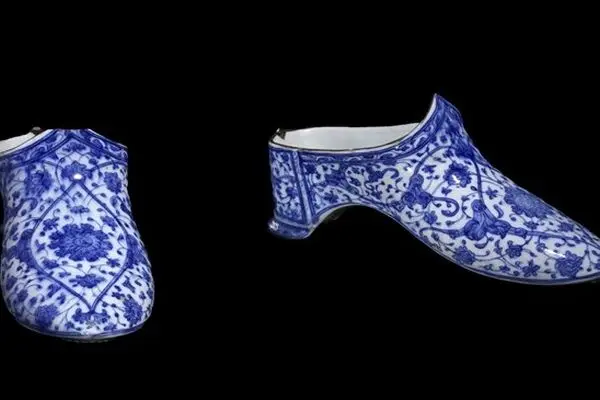 ceramic shoes are on display at the British Museum