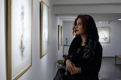 رد زنانگی در روح مردان/عکس های بابک حقی در گالری مژده را ببینید