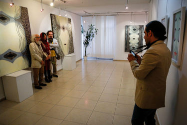 نمایشگاه نقاشی‌های شقایق ماندگار در گالری هفت ثمر