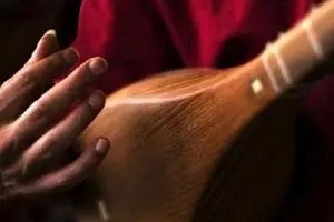 اجرای موسیقی زنده در اتاق عمل خبرساز شد/ فیلم