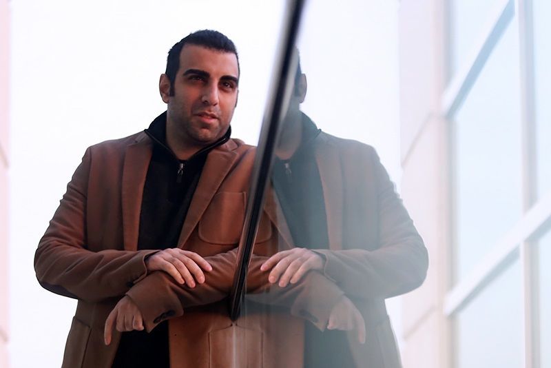 پولاد کیمیایی مهاجرت می‌کند / خداحافظی با سینمای ایران 