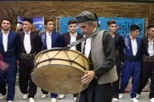 Ethnic Music in 5 Main Subway Stations