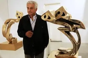 پرویز تناولی: هیچ کلمه پرمعنایی است/ روایت جالب تناولی از مجموعه مجسمه‌های هیچ