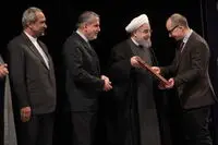 گزارش تصویری ایران‌آرت از  رئیس‌جمهور و کتاب‌بازها