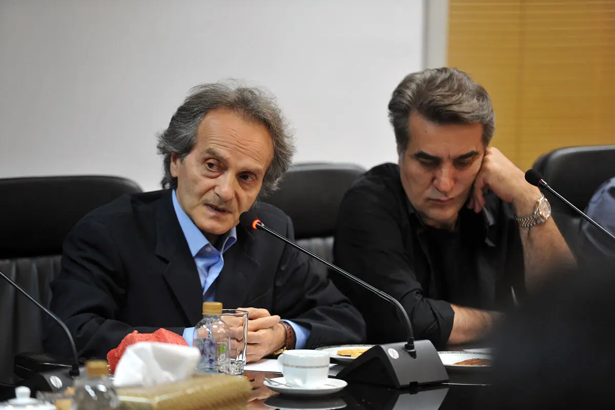 دیدار جمعی از هنرمندان با رضا رحمانی  وزیر صنعت، معدن و تجارت 