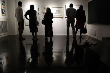 افتتاحیه‌ی نمایشگاه گروهی با عنوان "سیاه و سفید" در گالری ایوان