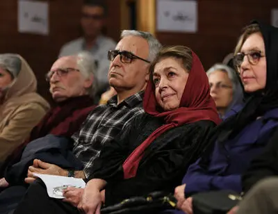 دولت آبادی، گلستان، پالت و جای خالی محمود