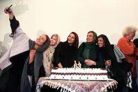 گزارش تصویری جشن تولد خانم بازیگر با کلی آکتور سینمایی تئاتری