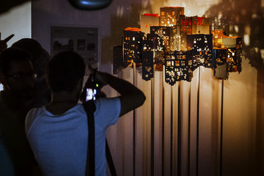 دومین نمایشگاه ابژه با عنوان «چراغ روشن،چراغ خاموش» در فرهنگسرای نیاوران