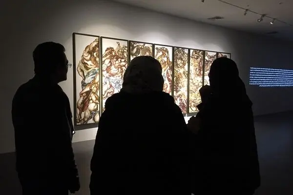 ببینید: کشتار بی‌گناهان در یک گالری هنری