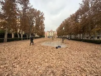پنجمین دوره رویداد هنری «پاییز_برگ» در میدان مشق