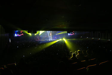 کنسرت کاوه یغمایی در سالن میلاد نمایشگاه بین المللی