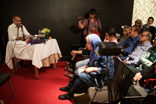 رونمایی از کتاب "تیراندازی در باک هِد" در آموزشگاه سکو