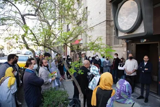 گالری پارت،رستوران باواریا، علی شاکری