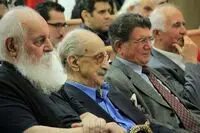هوشنگ ابتهاج استادان موسیقی را کنار گذاشت؟/ پاسخ سایه به منتقدان