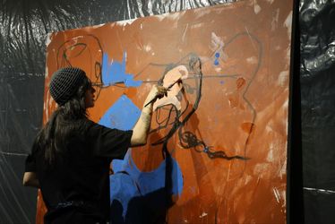 اجرای زنده نقاشی در گالری ثالث با همراهی رنگ وستا