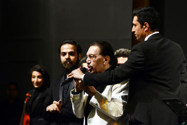 کنسرت ناصر چشم‌آذر به همراه اشکان خطیبی در تالار وحدت