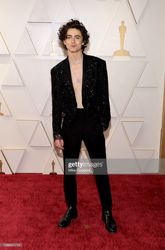 timothee-chalamet-oscars-2022-2-678x1024