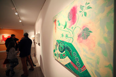 نمایشگاه نقاشی‌ و ویدئوهای ستاره حسینی در گالری ویستا