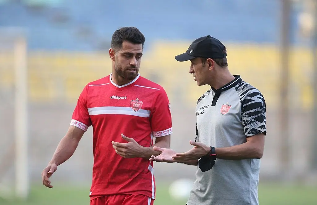 شرط عجیب یک مدافع برای پرسپولیسی شدن: پورعلی گنجی برود!