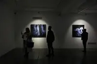 نقاشی‌های شهودی تا مجمع مردان و زنان در آبی صلح / گالری‌گردی ایران آرت در 5 نمایشگاه