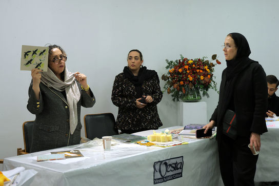 رونمایی رنگ پارچه وستا در خانه هنرمندان 