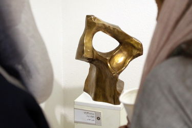 نمایشگاه مجسمه های جمشید مرادیان و شاگردانش در فرهنگسرای ابن سینا