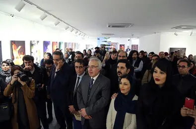 سماع مولانا را در عکس‌های بابک برزویه و خوشنویسی اسرافیل شیرچی ببینید
