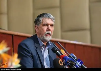 Culture Minister Asks for Continuation of Artists’ Tax Exemption