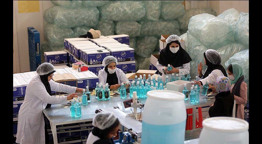 Qom photojournalists reflect battle with COVID-19 in online exhibit 