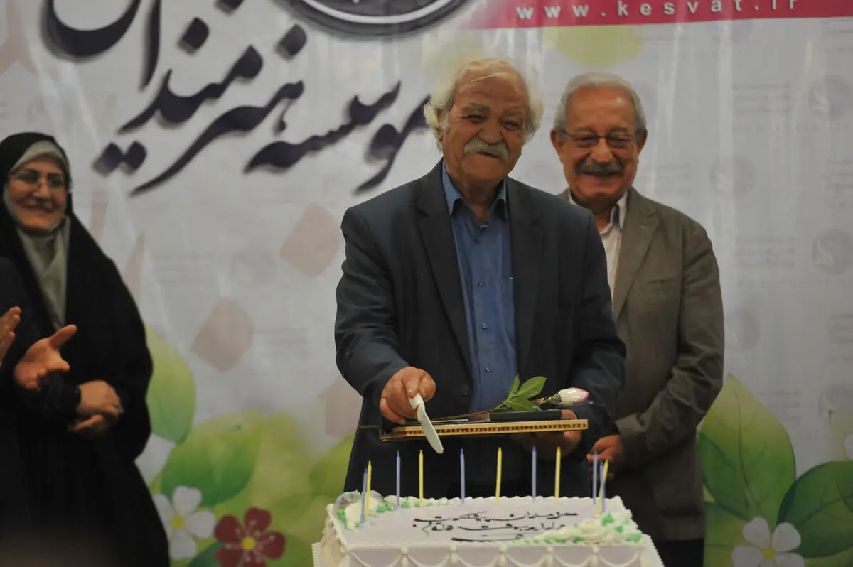 تجلیل از هنرمندان پیشکسوت متولد اردیبهشت ماه