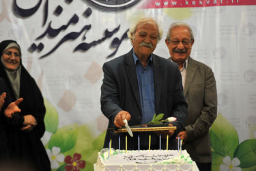 تجلیل از هنرمندان پیشکسوت متولد اردیبهشت ماه