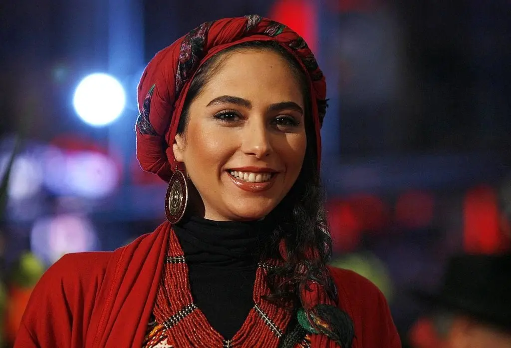 گریم متفاوت رعنا آزادی‌ور در سریال ناصرالدین‌ شاه/عکس 