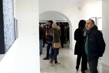 نمایشگاه گروهی نقاشی‌های هنرمندان جوان در گالری اثر