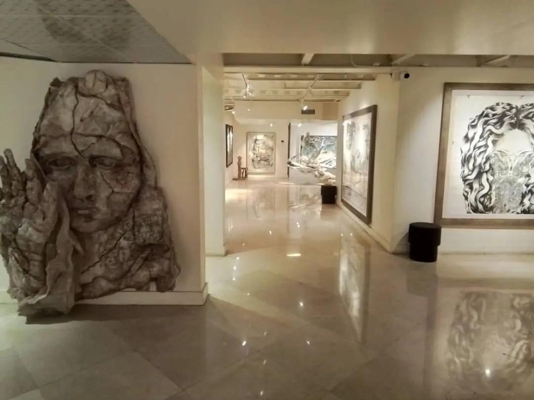 Raha Gallery Collection 