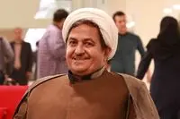 حوزه هنری کارش را در یک پیکان مدل 54 شروع کرد