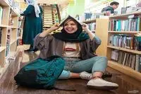 ژستِ استخر، ژستِ کتاب‌فروشی/ ایران‌آرت در گفت‌وگو با مدیران چند صفحه اینستاگرامی، از پدیده «مدلینگ کتاب» بین دختران ایرانی گزارش می‌دهد
