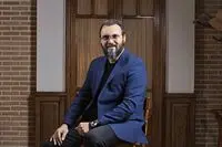 کامبیز دیرباز: ادامه می‌دهم حتی اگر به زندان بیفتم