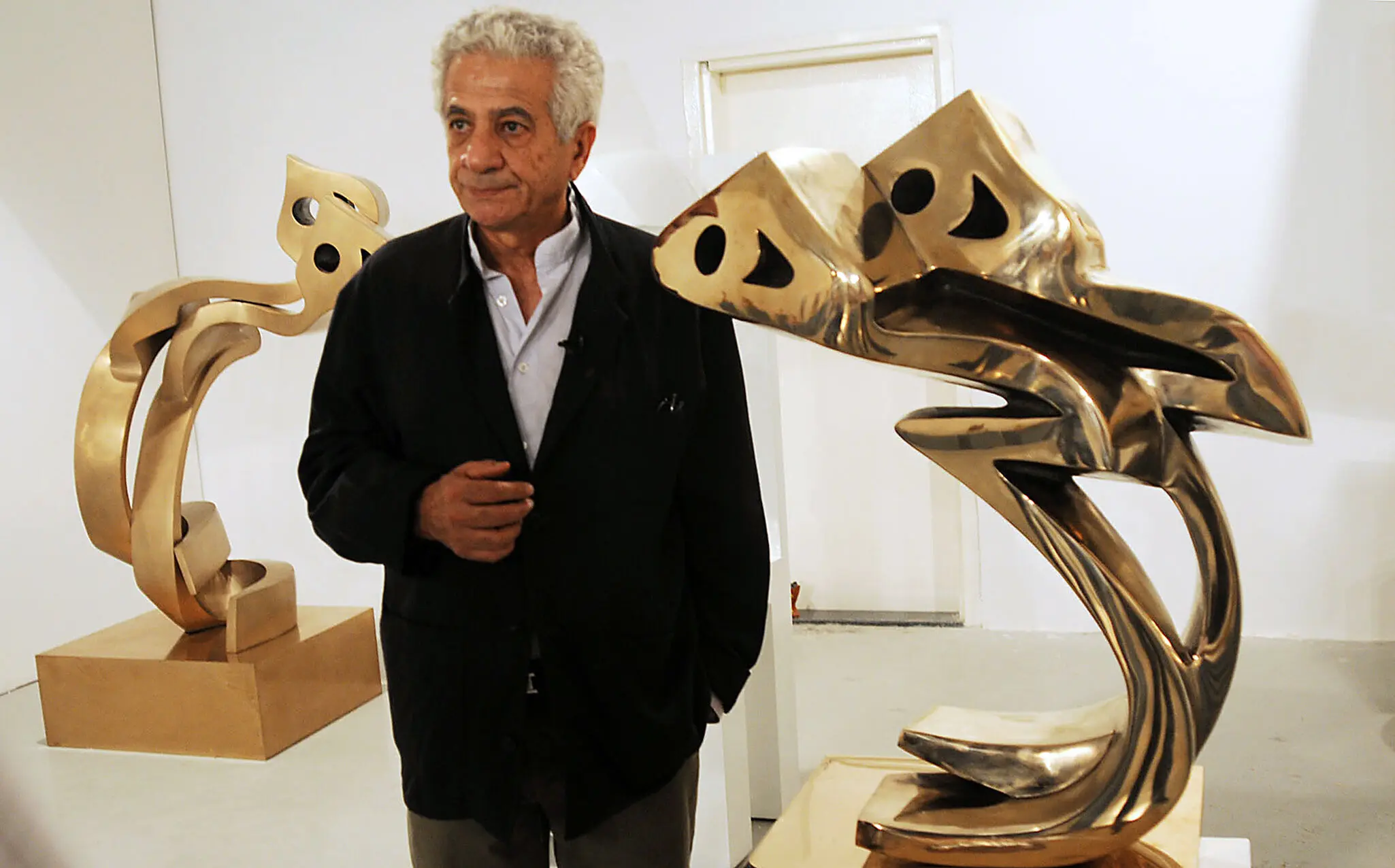 Musical Instruments Toll for  Tanavoli and ‘Heech’ at TMOCA