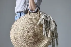 این‌ها را جایی پیدا نمی‌کنید/ تصاویری از جدیدترین کیف‌های حصیری و فانتزی