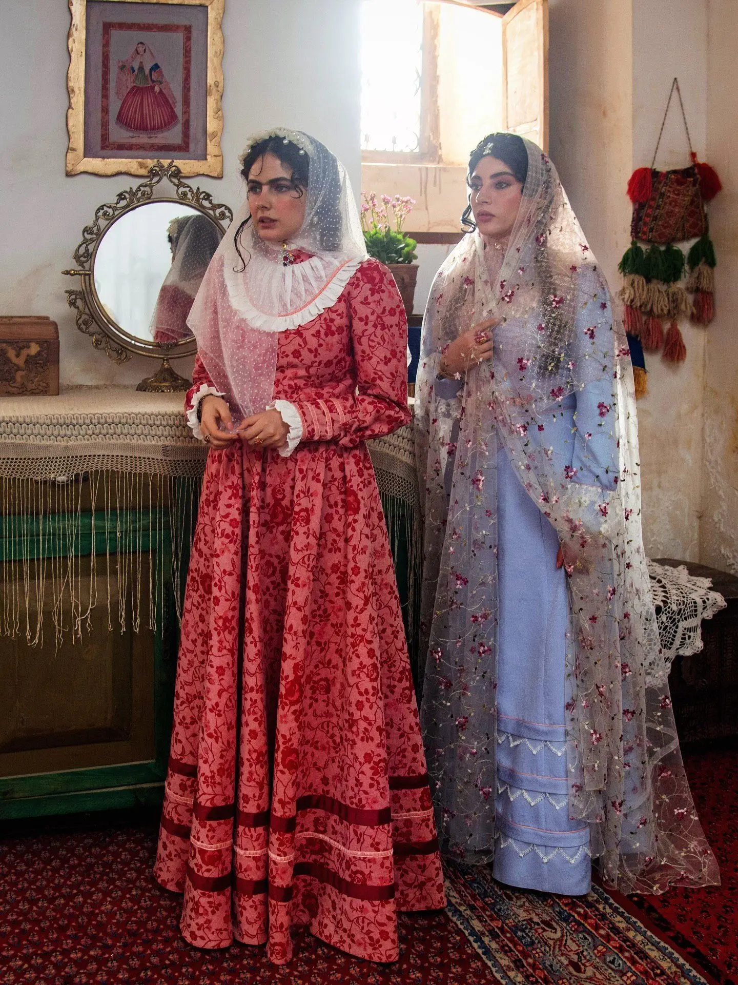 گریم و ظاهر متفاوت ترلان پروانه در سریال بامداد خمار