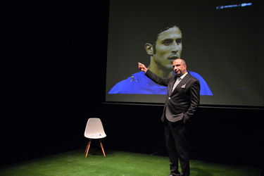 نمایش ضیافت پنالتی ها در تماشاخانه پالیز