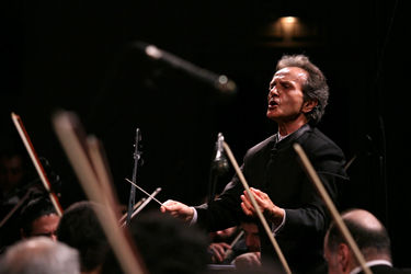 اجرای ارکستر سمفونیک تهران در تالار وحدت